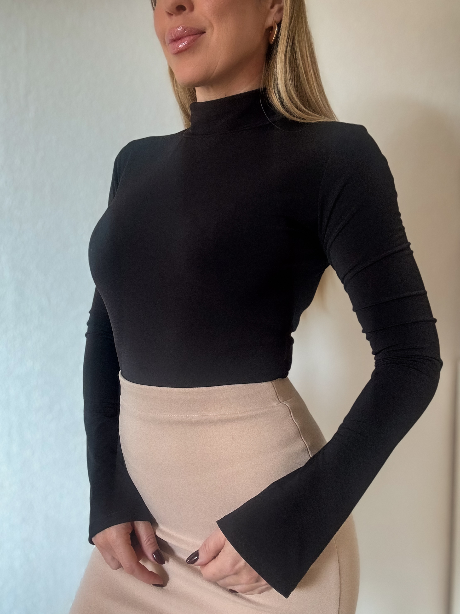 Basic Gréta Bodysuit / Fekete - Image 4