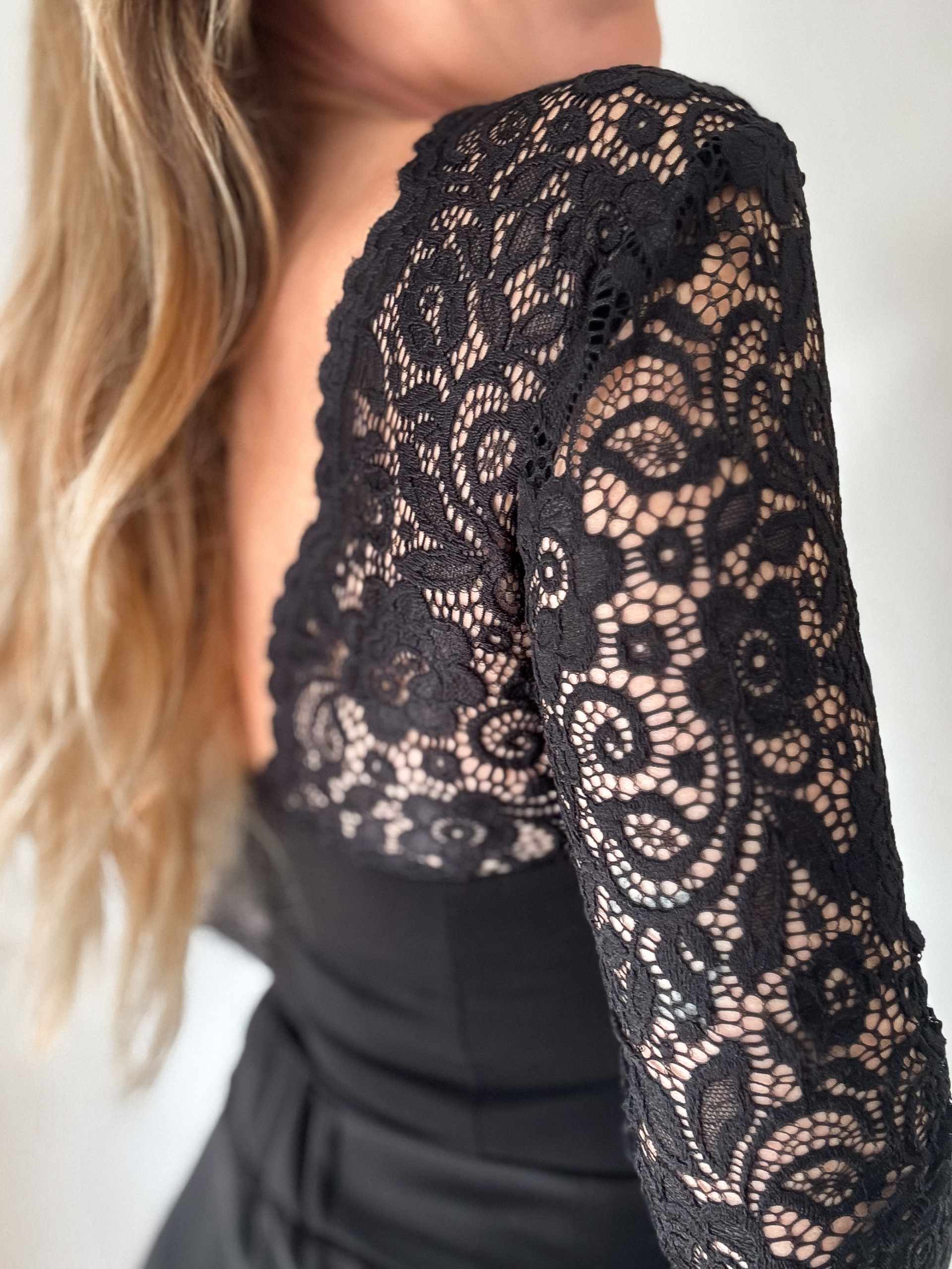 Flávia Bodysuit / Limitált csipkés - Image 2